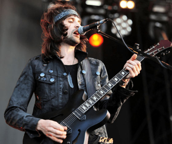 Sergio Pizzorno Takes Control In Glasgow With New-Look Kasabian