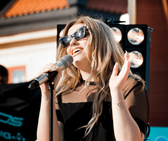 Ella Henderson