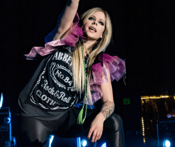 Avril Lavigne, ‘Mercury In Retrograde’ – Single Review ★★★★☆