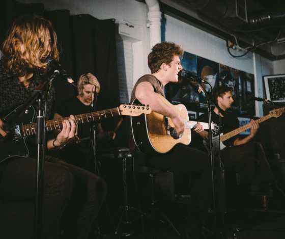 Circa Waves