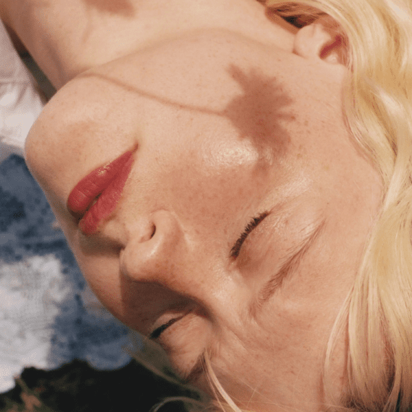 Florescence Review – Maisie Peters – Album Review